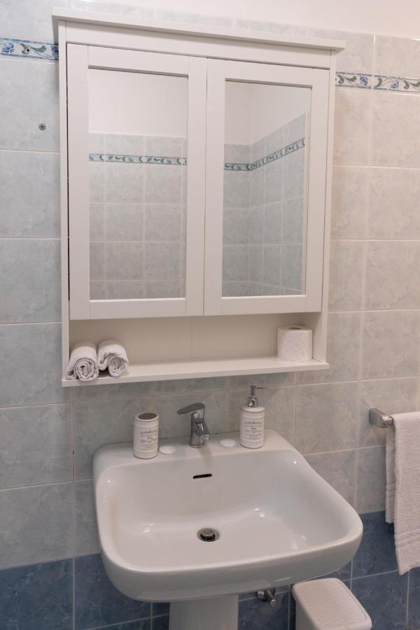 Appartamento Accogliente, Con Parcheggio Privato Sanremo Exterior foto